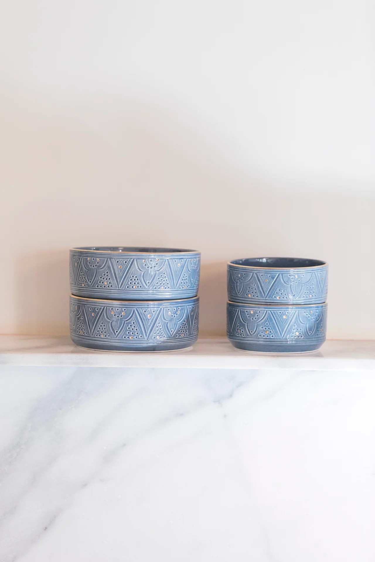 chabi-chic-schale-salatschuessel-stone-blue-graviert-medium-1.jpg