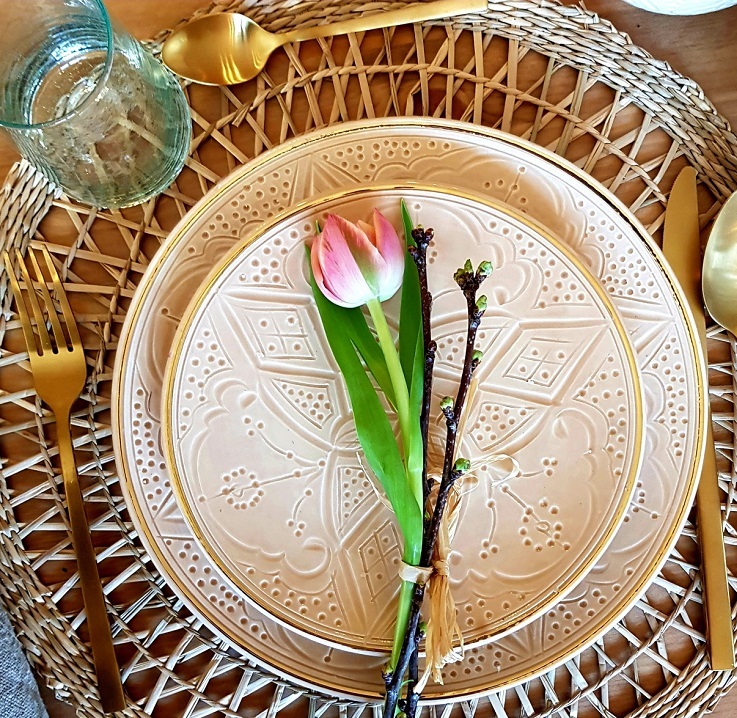 chabi-chic-teller-sand-und-gold-graviert-m-und-l